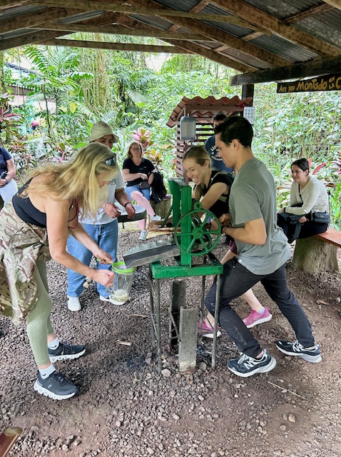 solo holiday with g adventures; day 2 tour